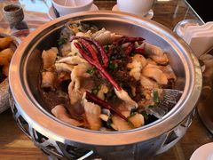 -隔壁老王·家常云南菜(花巷店)