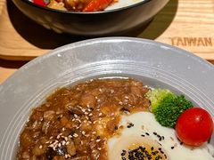 法式牛腩饭-TAIWAN·潭子茶屋