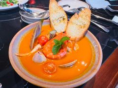 冬阴功海鲜烩汤-Mix Shakalaka鲨卡·美式融合餐吧(松江店)