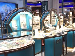 -燕莎奥特莱斯购物中心