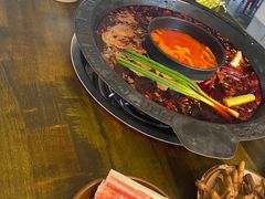 -黄潇洒老火锅(九眼桥宏济巷店)