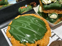 -HOT CRUSH趁热集合·现烤面包(上海环球港店)