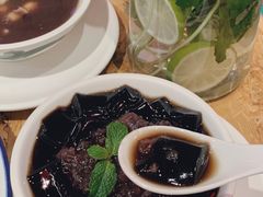 莲子红豆仙草蜜-陈鹏鹏潮汕菜(宝安机场T3航站楼店)