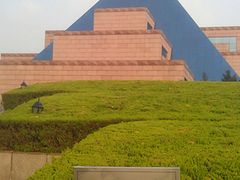 -上海市龙华烈士陵园