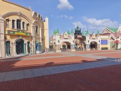 -泰达航母主题公园