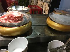 -汤响自助回转火锅百汇(乐峰广场店)