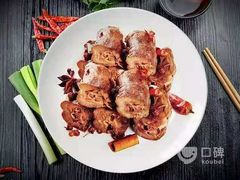 -张鸭子重庆特产卤味小吃(未来国际店)