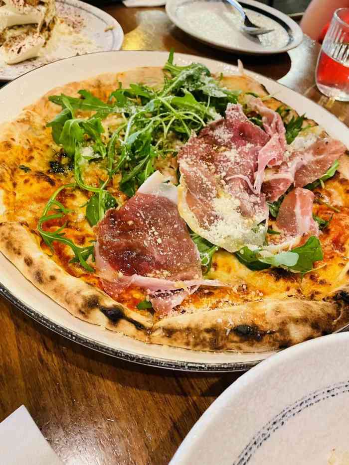 pizza bianca(万象城店)-"饭店在银河国际,但是几层哪区完全不记得,.