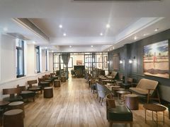 大堂-星巴克臻选(广州沙面店)