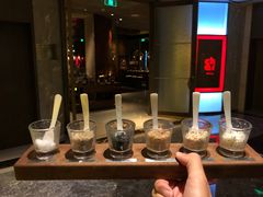 -恰餐厅及酒吧 CHAR Bar & Grill (北京丽都皇冠假日店)