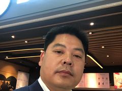 -星巴克(广州南站A18检票口楼上)