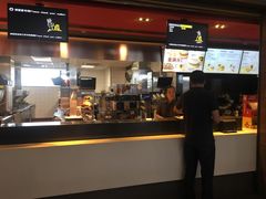 -麦当劳(宁波火车高铁站店)