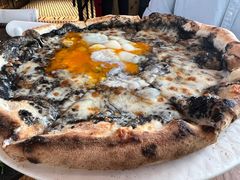 黑松露披萨-IL TEATRO 精品意大利餐厅