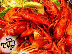 -虾弄弄海派小龙虾·牛羊蝎子火锅