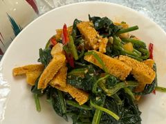 菠菜拌面筋-汗腾格里·风味餐厅(新疆驻京办店)