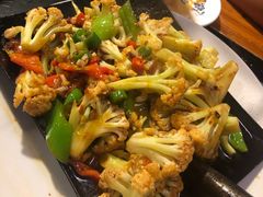 -人民公社铁锅炖·东北菜(卫国道店)