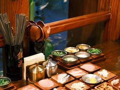 -银米·云南传统过桥米线(双廊黑金冠店)