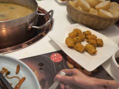-洪氏嗨捞·猪肚鸡火锅(阳光天地店)