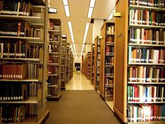 -莫斯科大学
