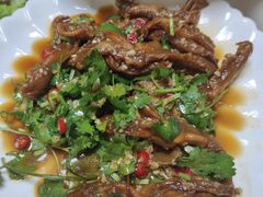 无骨鸭掌-潮盛餐厅·牛肉火锅