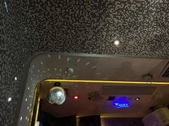 -K+全国连锁KTV(绿地缤纷天地店)