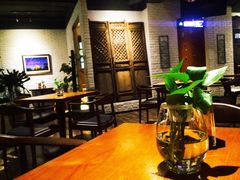 大堂-JINNS锦时 steak&pizza(浸信会礼拜堂旧址店)