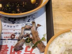 -万和春排骨砂锅米饭(新业广场店)