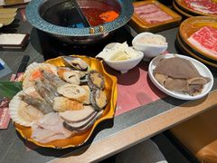 -牛YO寿喜烧·铁板烧和牛火锅自助(市府恒隆店)
