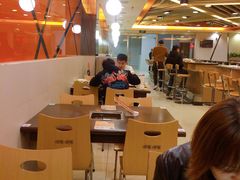 -呷哺呷哺(世贸.工三店)