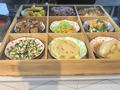 -轻蔬不用等·素食(江苏路店)