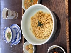 -蟹上黄·蟹黄面·江南糖水(人民广场店)