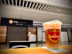 -星巴克(上海虹桥站2A检票口)