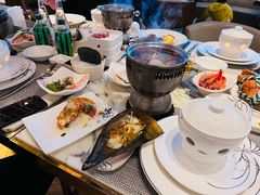-雍和会海鲜姿造自助(湖东路店)