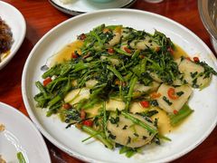 -芦茨金富饭庄·25年老字号·专做稻草鸡