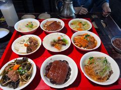 -蓝田九大碗民俗食府(蓝田店)