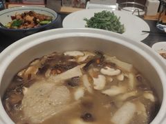 -黔蘑菇四季餐厅(观山湖店)