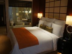 床-上海雅居乐万豪侯爵酒店