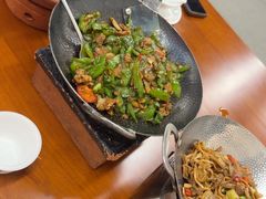 -堂瓦里·33年传统赣菜(第一街区店)