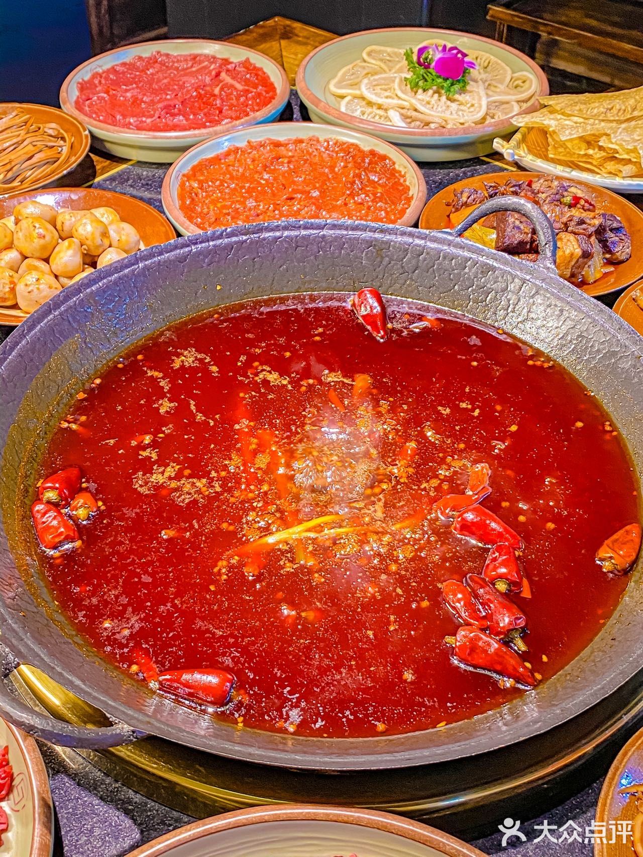 成都华阳人都吃疯的火锅店！