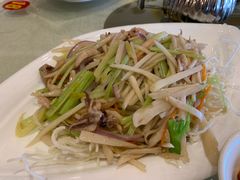 五彩鱿鱼丝-琼菜坊·无鸡不成宴·海南菜老爸茶糟粕醋(海口骑楼老街店)