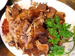 -老鼎万春卤菜(鹭湖宫8区店)