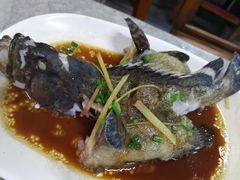 -四川小胡子海鲜(丁村万人海鲜广场店)