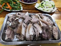 手抓羊肉-青海名吃尕张娃非遗烤肉(海湖总店)