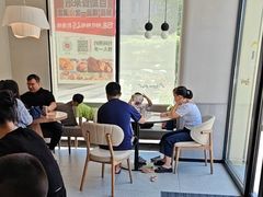 -必胜客(阿罗海店)