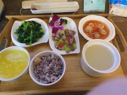 -卓玥国际月子会所(罗山路店)