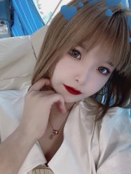 -朗峰专业美发沙龙