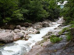 -鄣山大峡谷