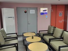 -魔方公寓青年社区(恒丰路店)