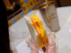 -香港新发烧腊茶餐厅(水围店)
