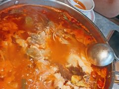 -野山舂·贵州现舂酸汤牛肉(民生路店)